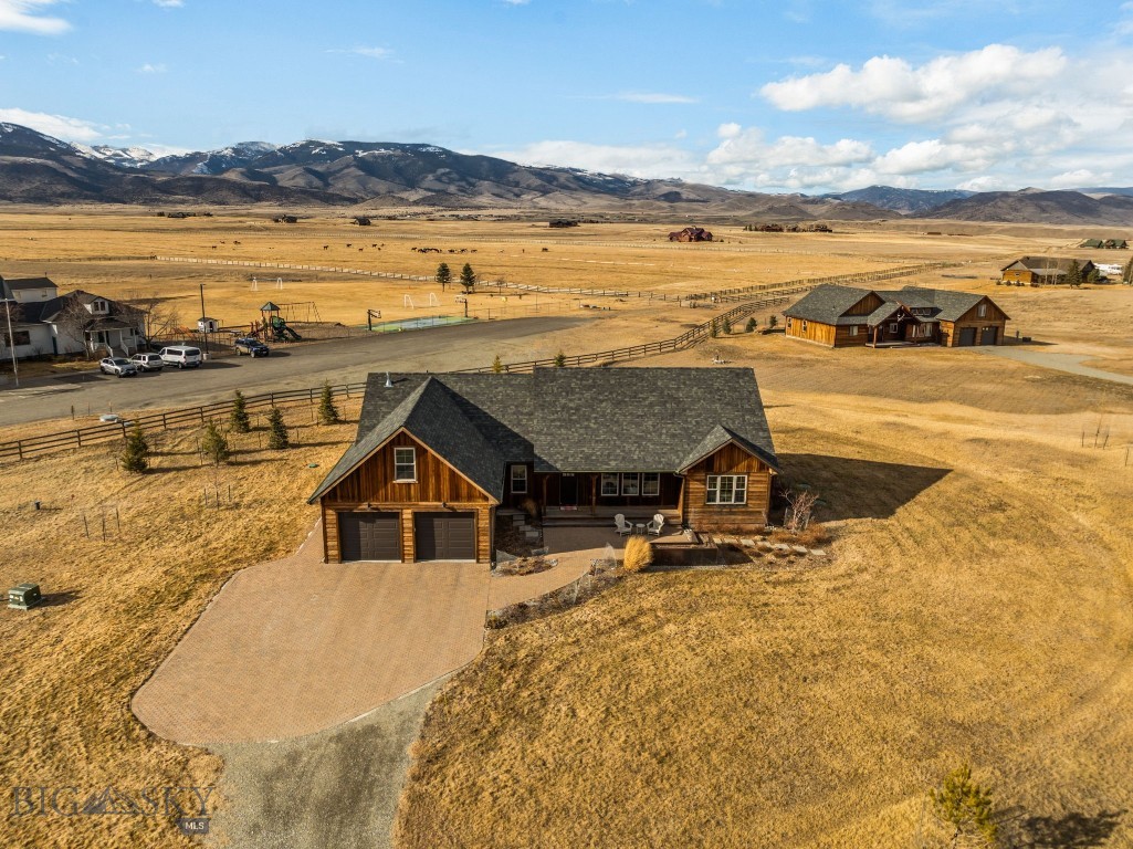 27 Obsidian Lane