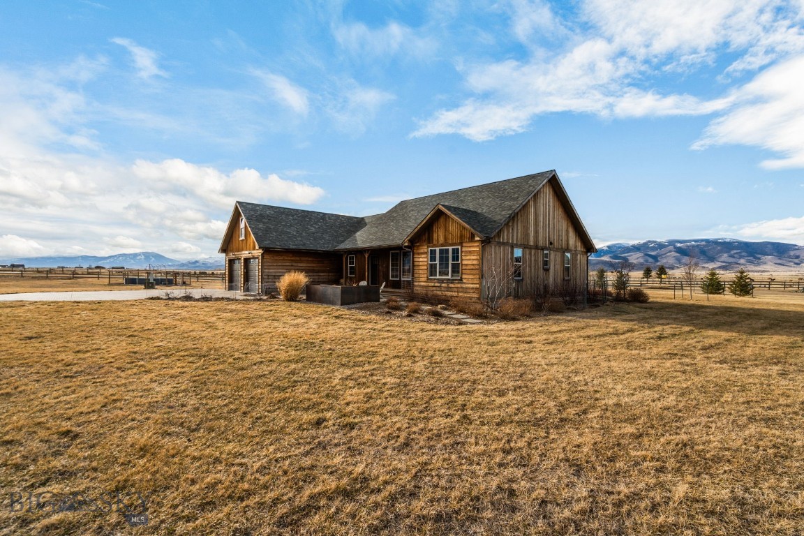 27 Obsidian Lane