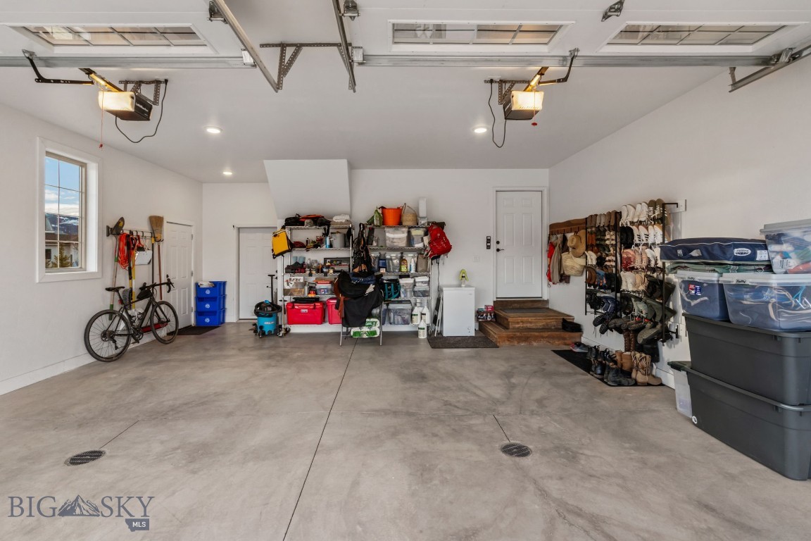 27 Obsidian Lane