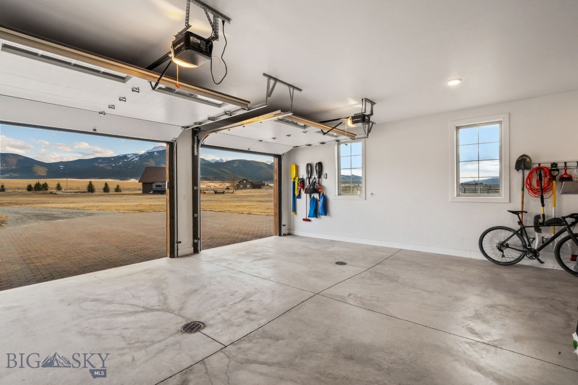 27 Obsidian Lane