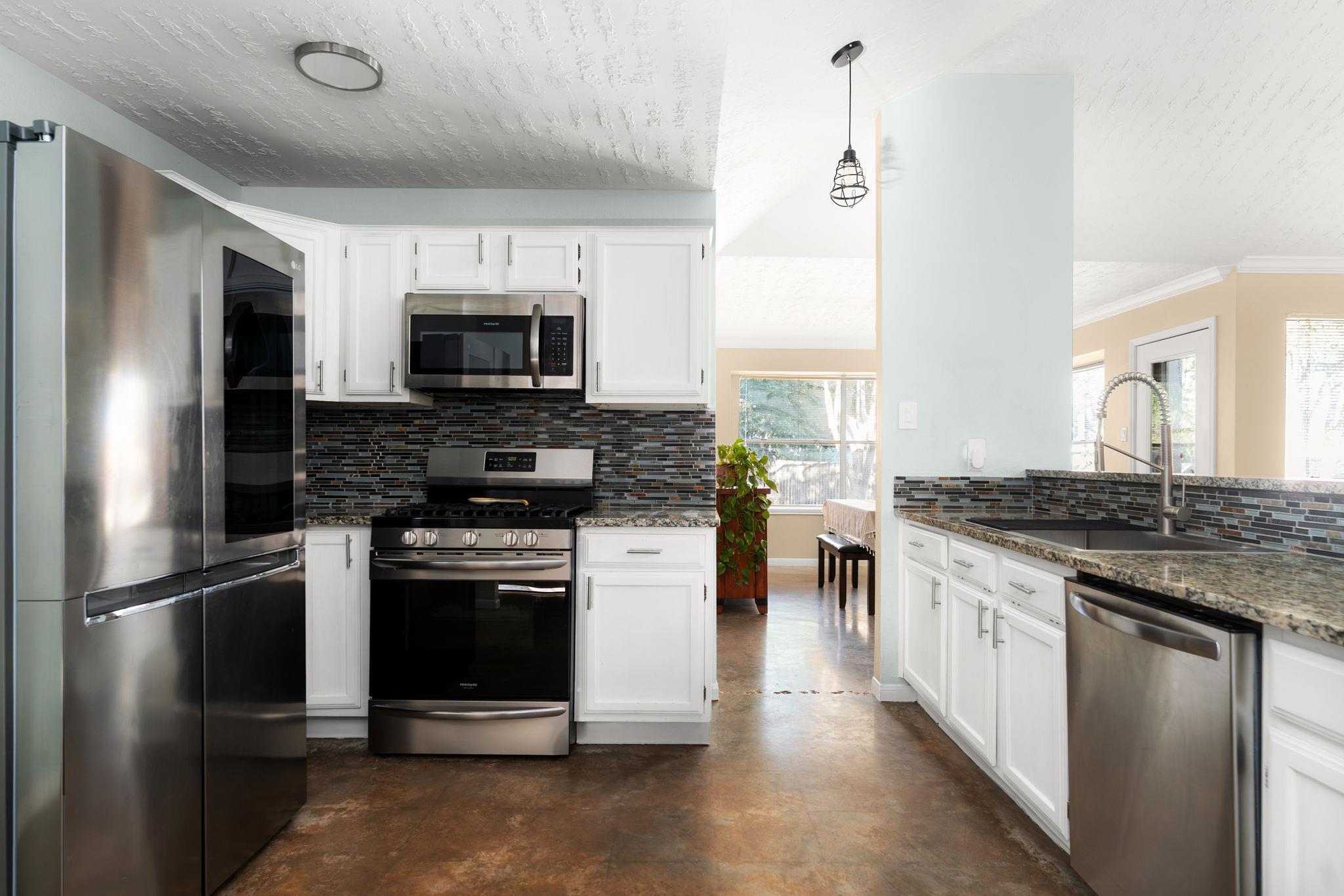 1412 Pigeon Forge RD