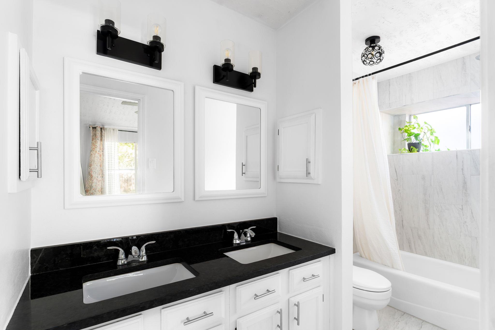 1412 Pigeon Forge RD