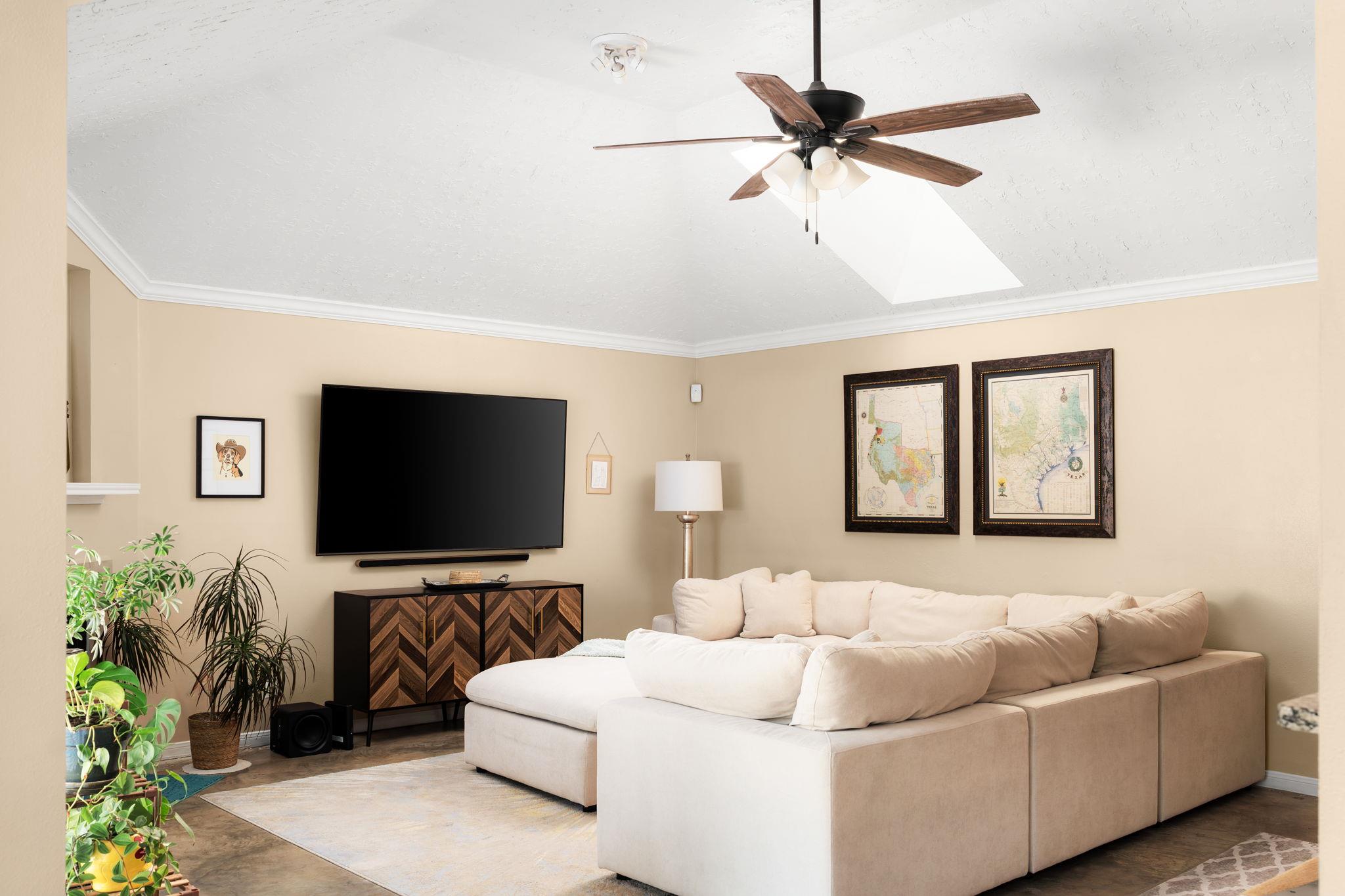 1412 Pigeon Forge RD