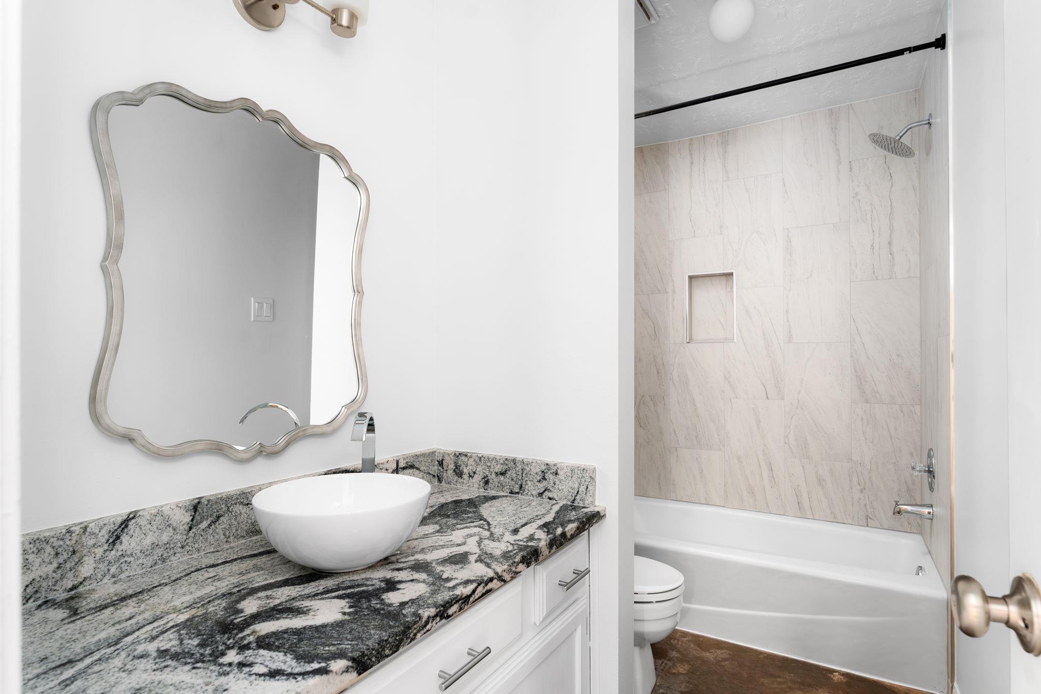 1412 Pigeon Forge RD