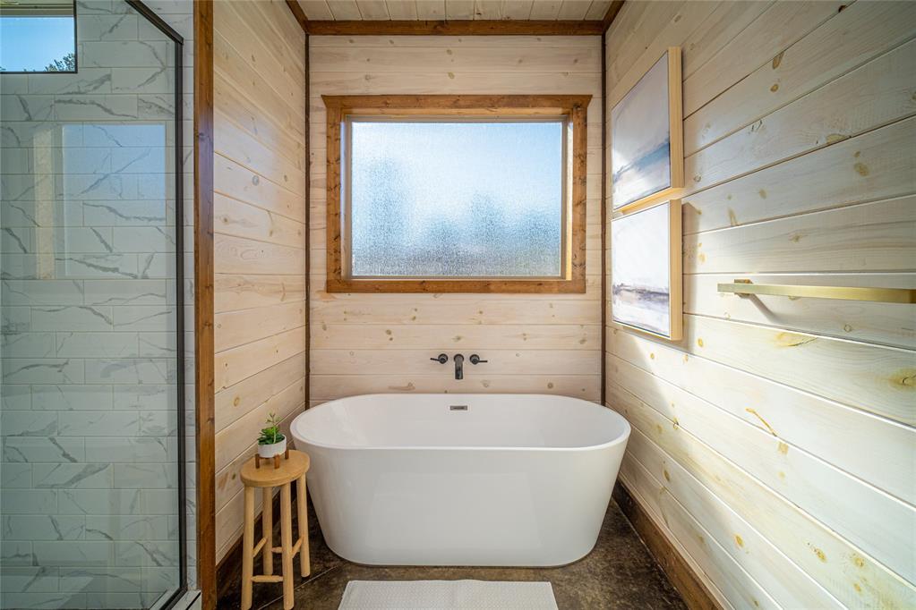 940 W Eagle Mountain Trail