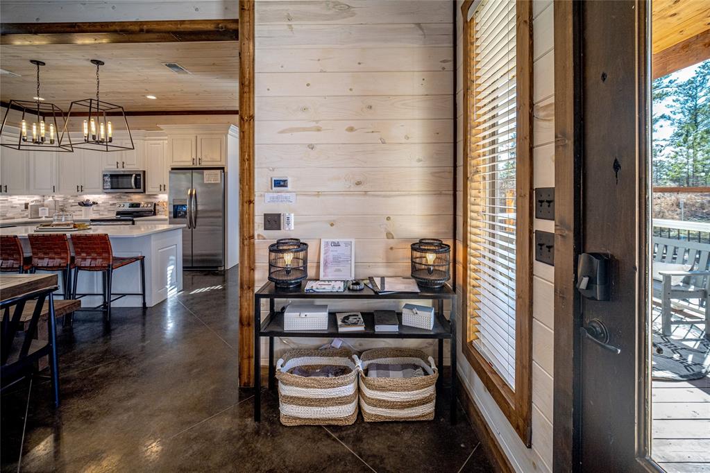 940 W Eagle Mountain Trail