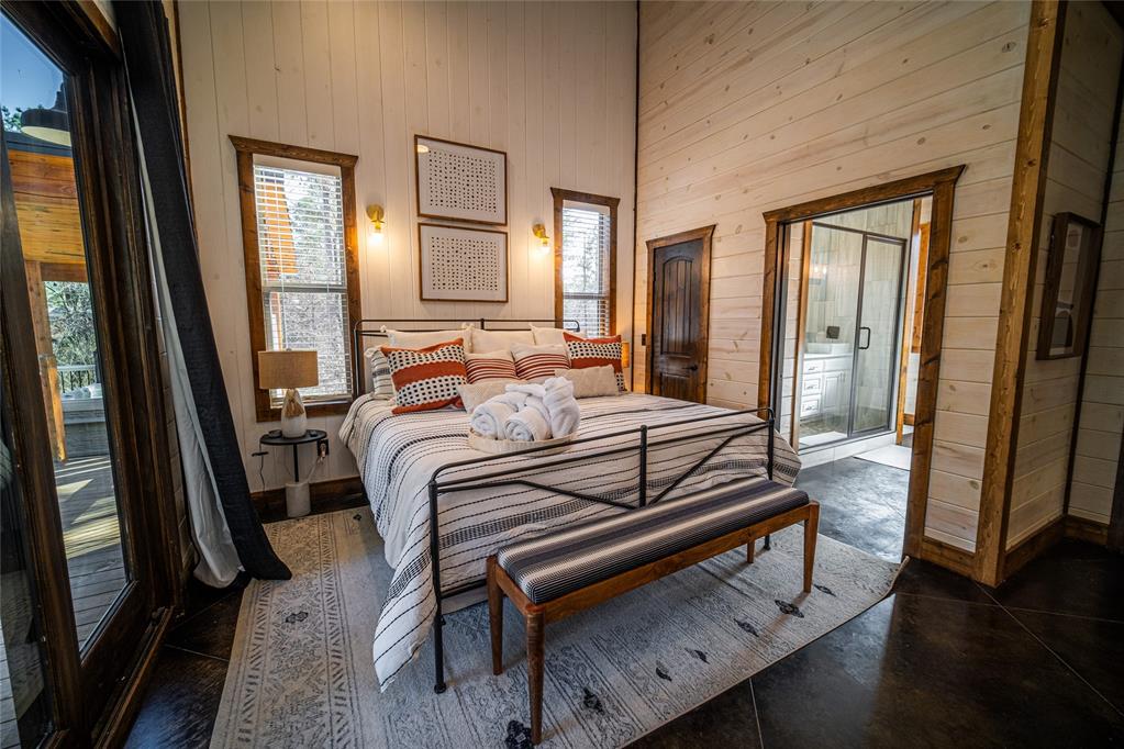 940 W Eagle Mountain Trail