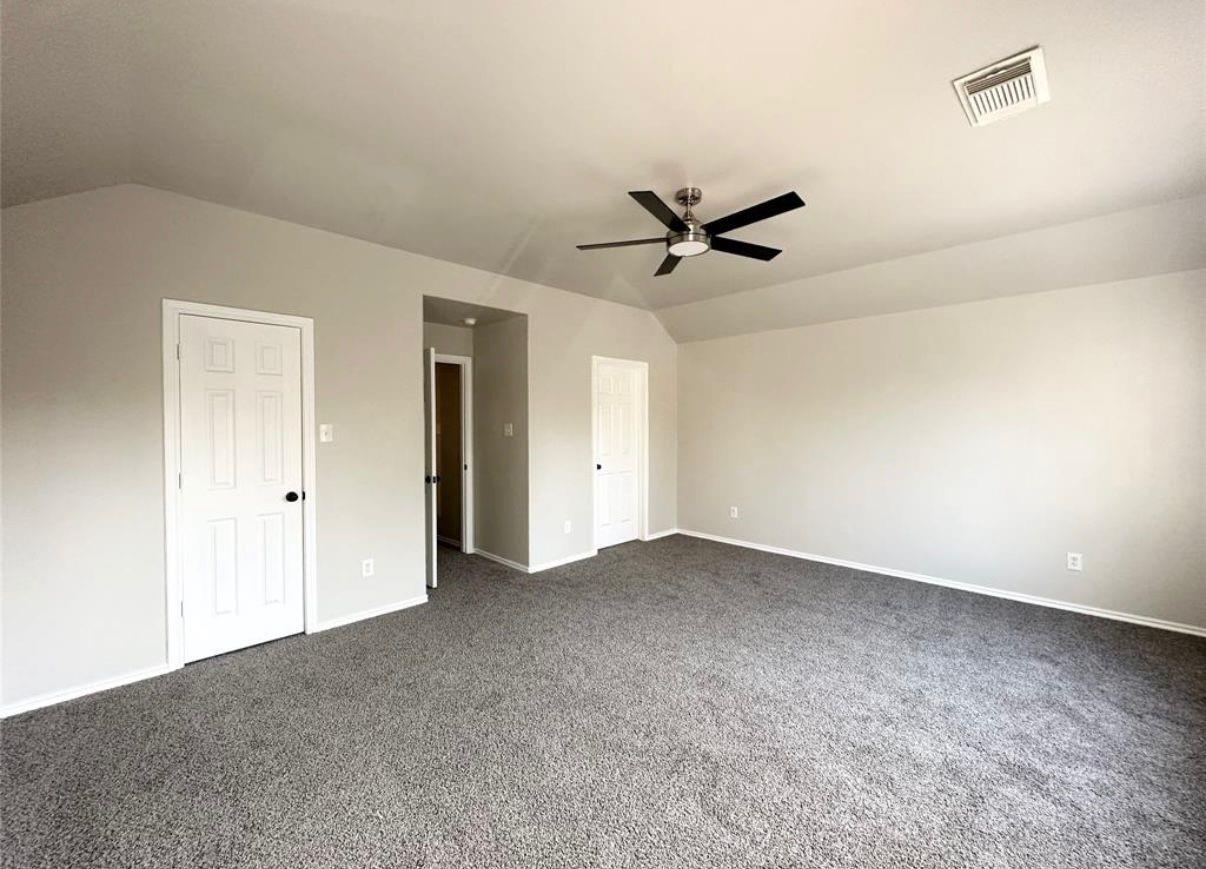 38 Blue Creek Place