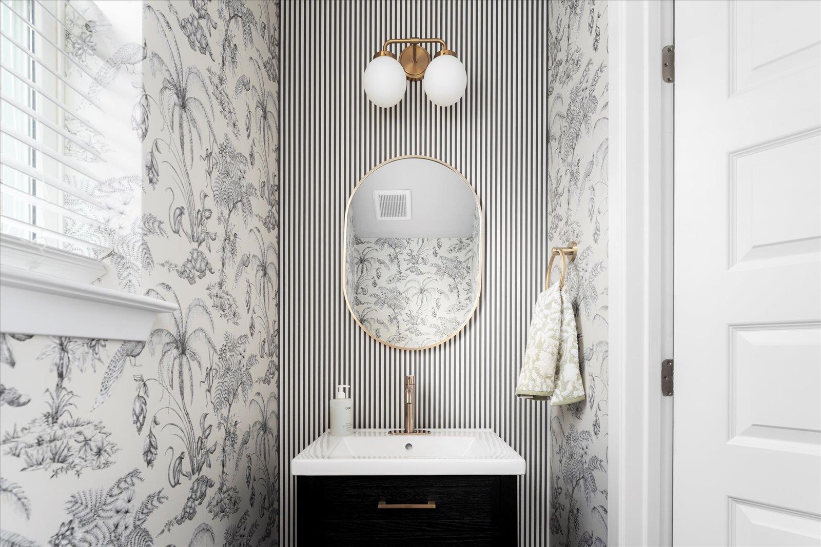 2800 Joe DiMaggio BLVD # 100, Round Rock Unit: 100