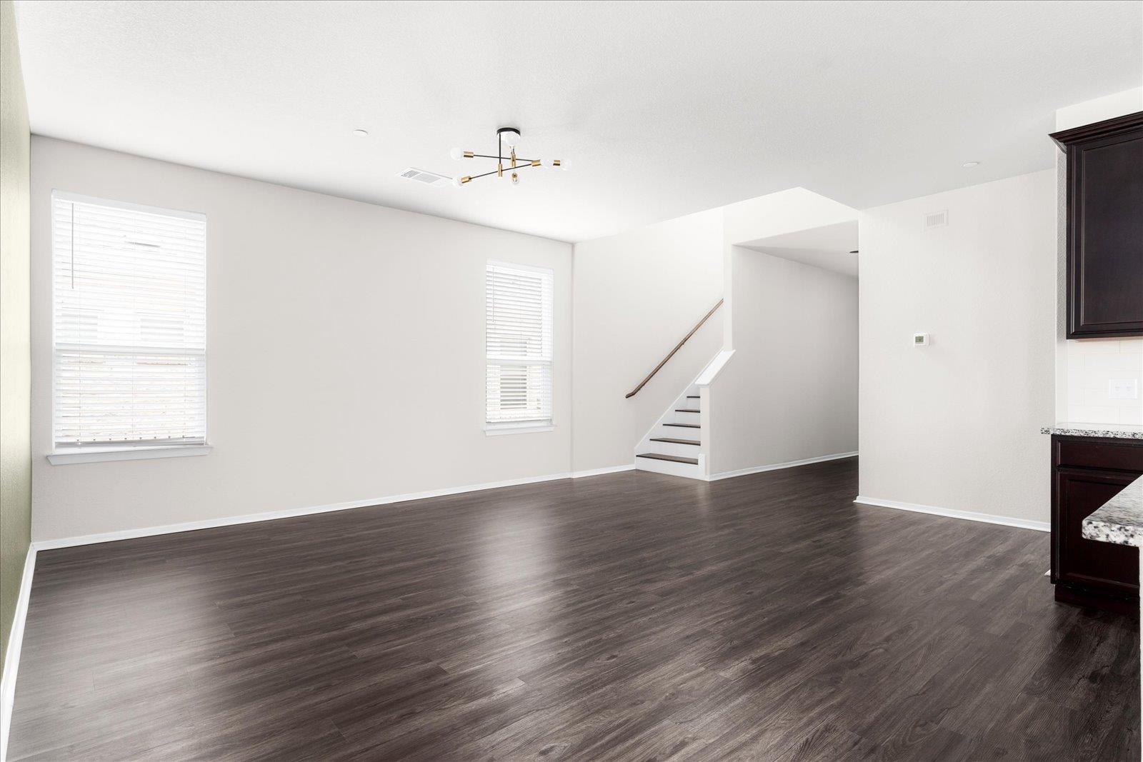 2800 Joe DiMaggio BLVD # 100, Round Rock Unit: 100