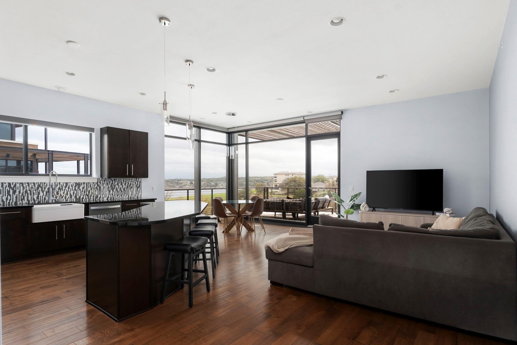 1101 Ivean Pearson RD # F201
