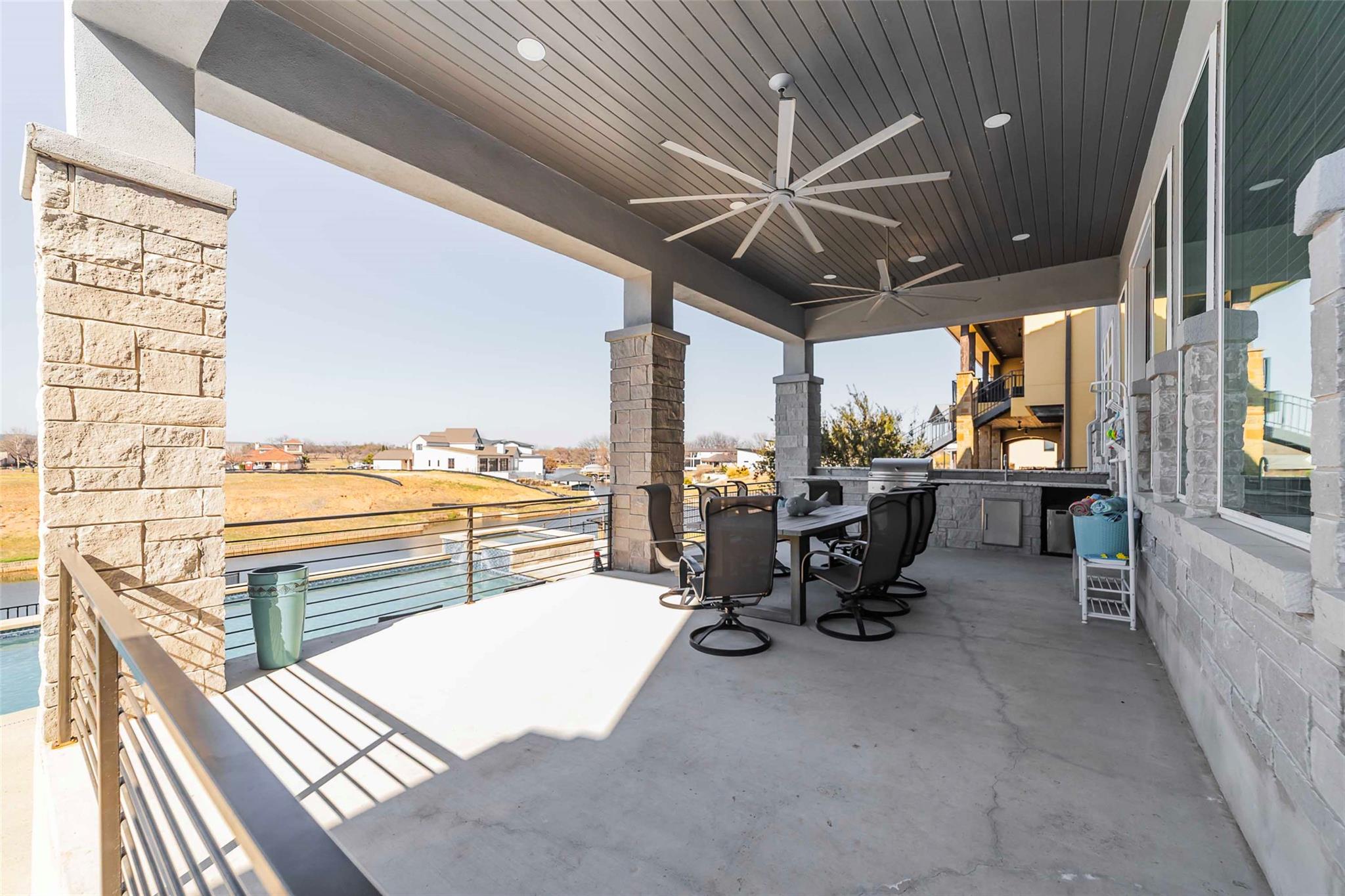 106 Blue Heron DR
