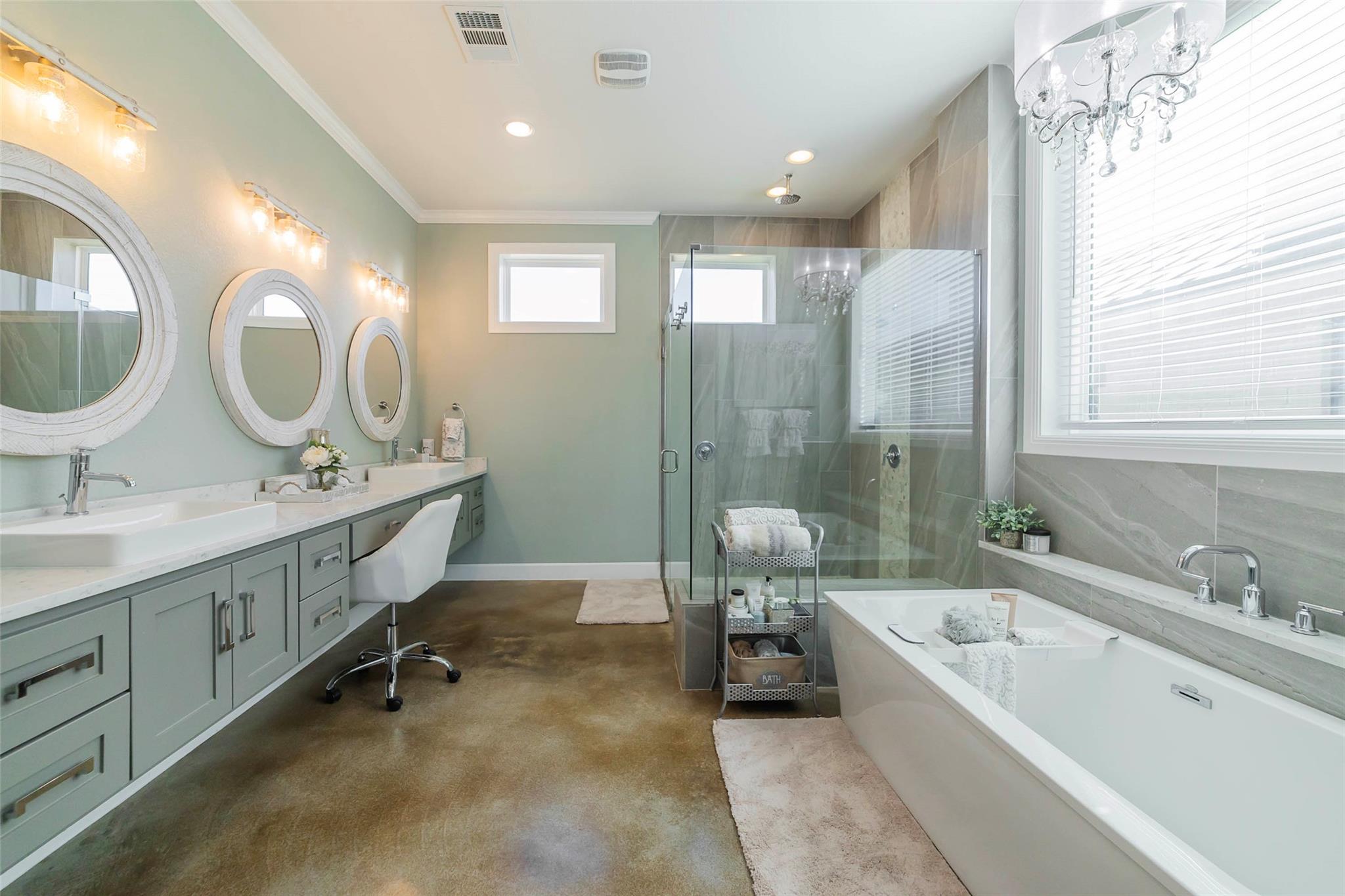 106 Blue Heron DR