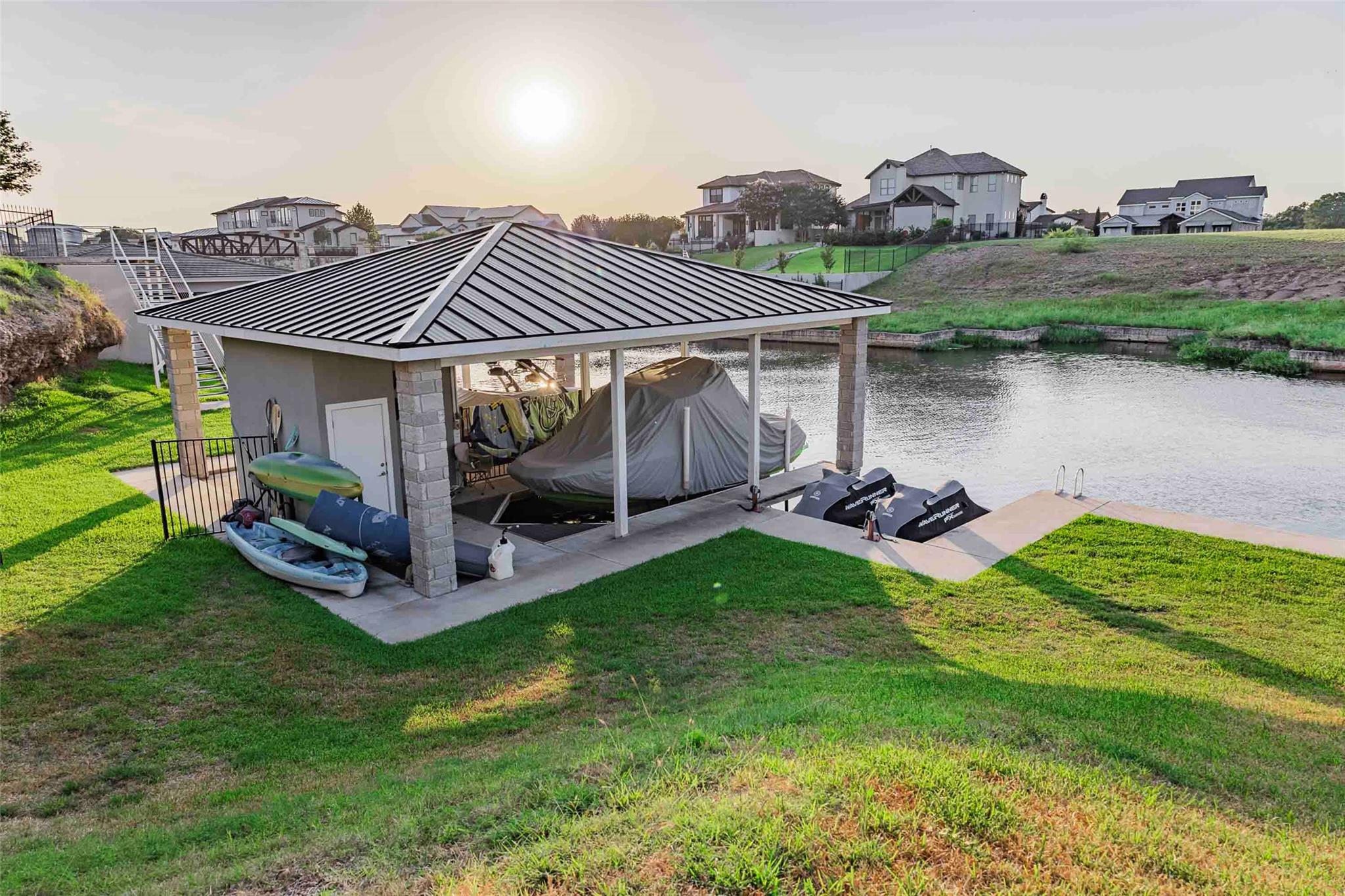 106 Blue Heron DR