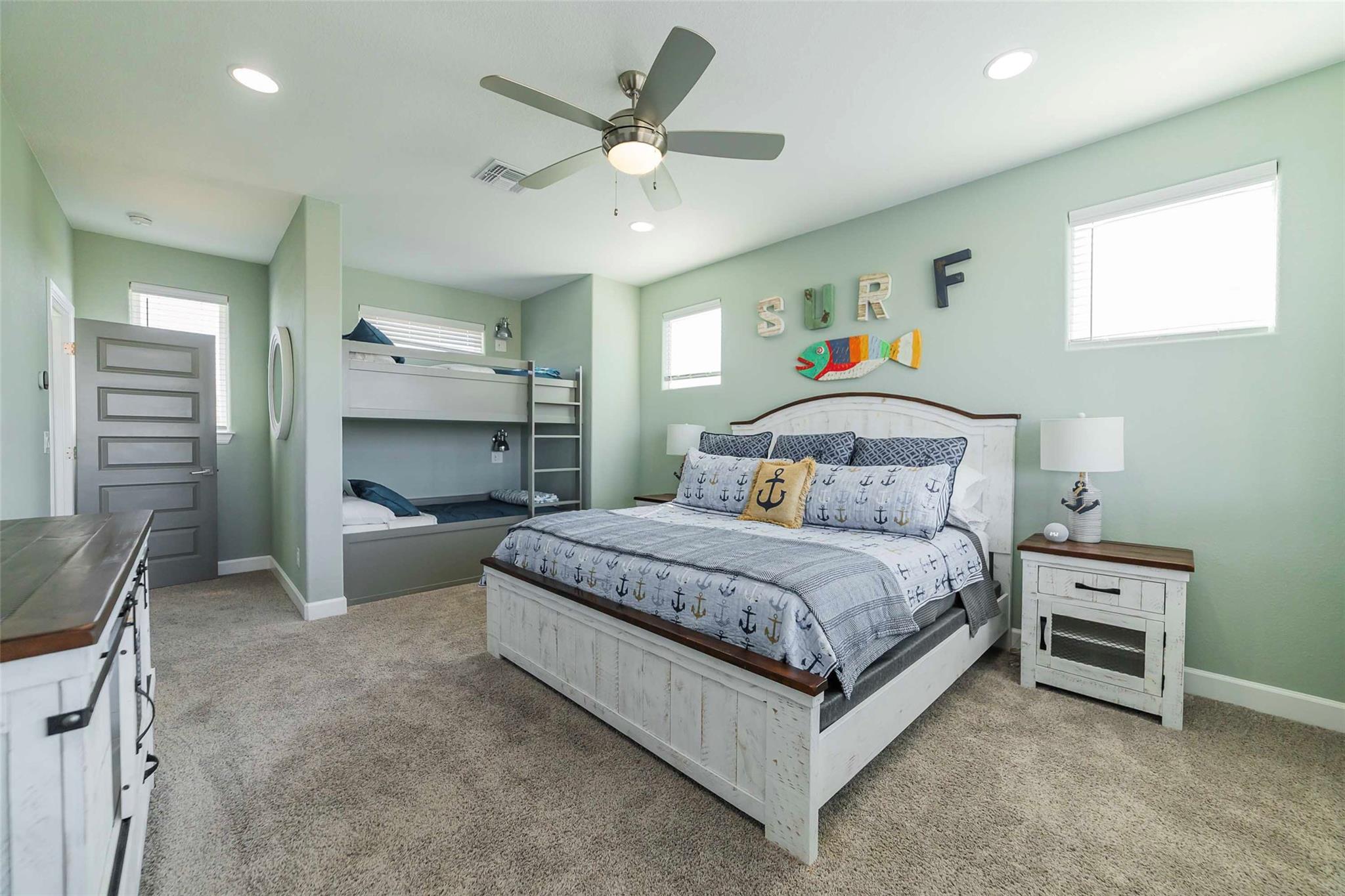 106 Blue Heron DR
