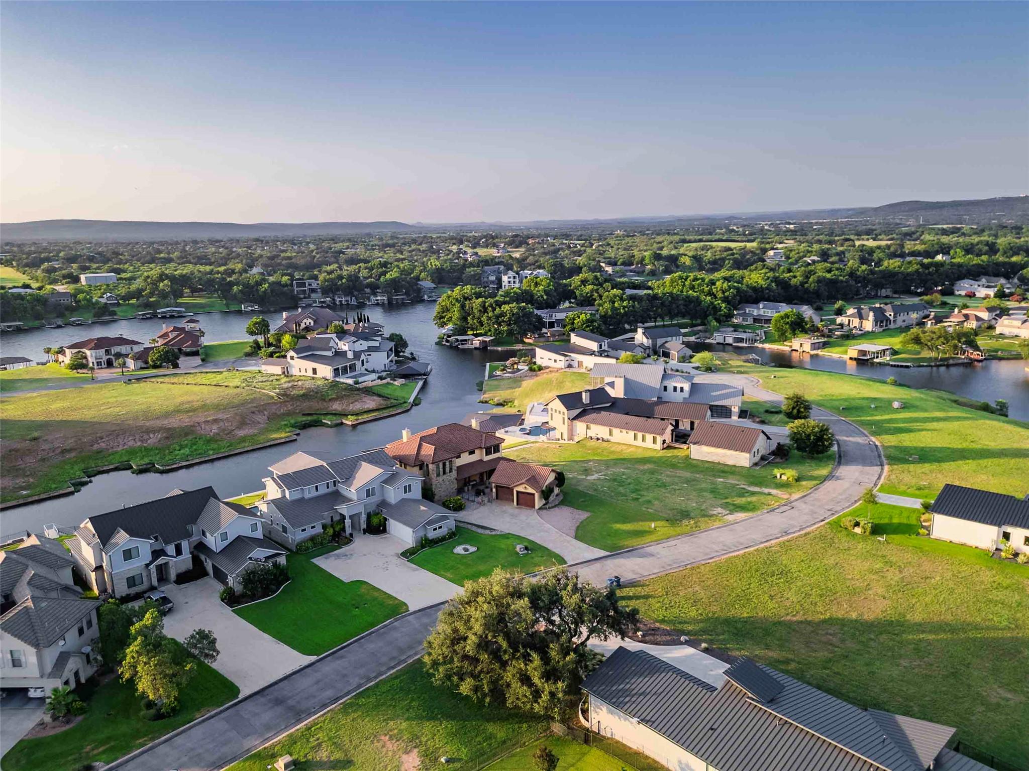 106 Blue Heron DR