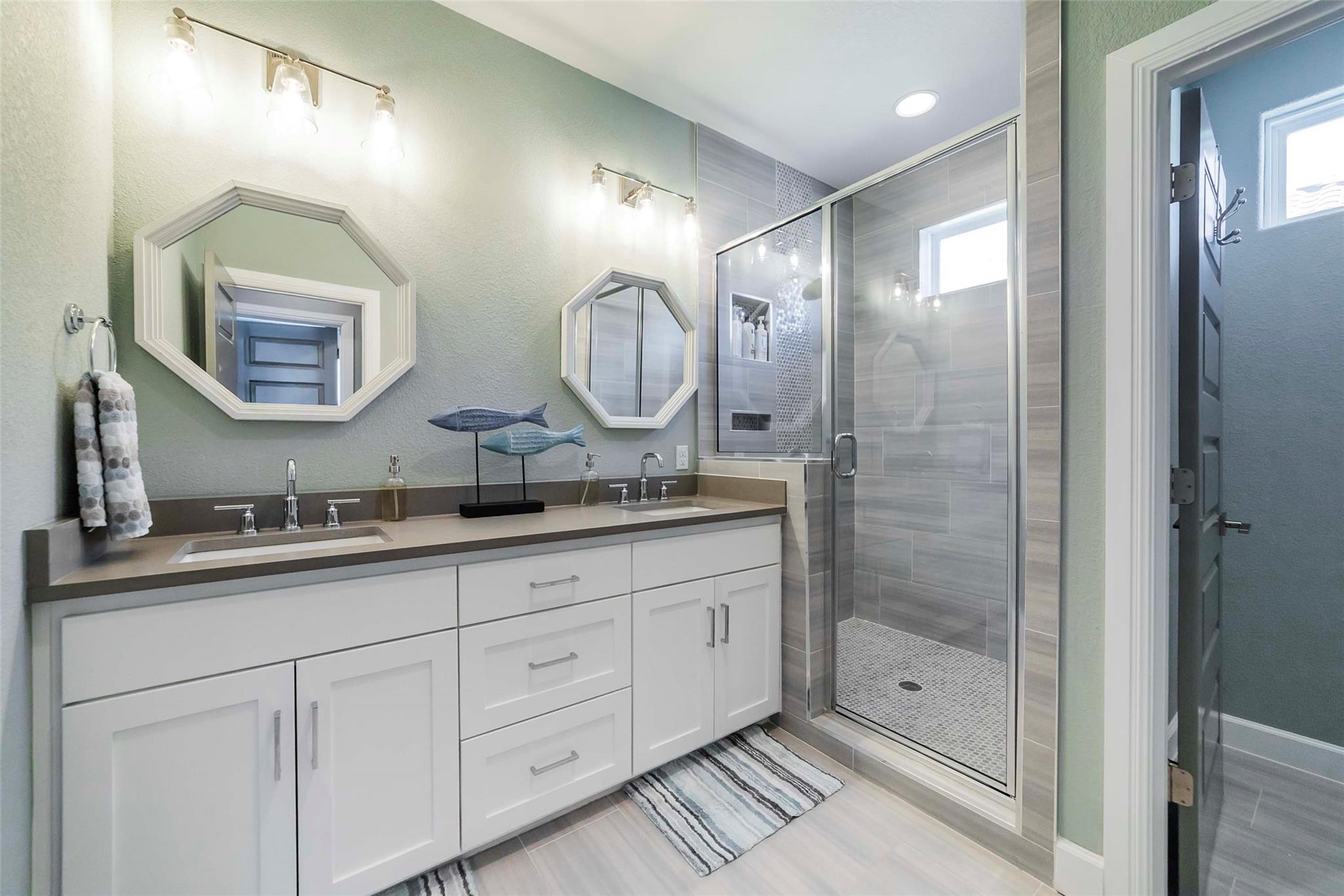 106 Blue Heron DR