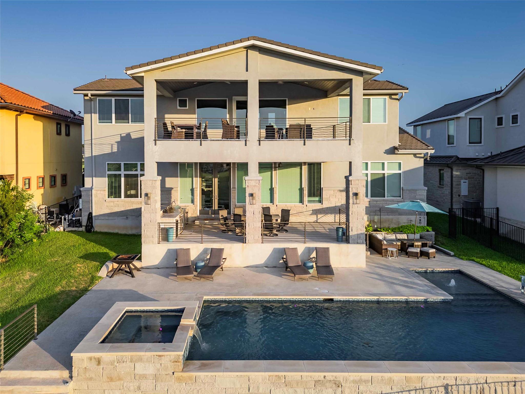 106 Blue Heron DR