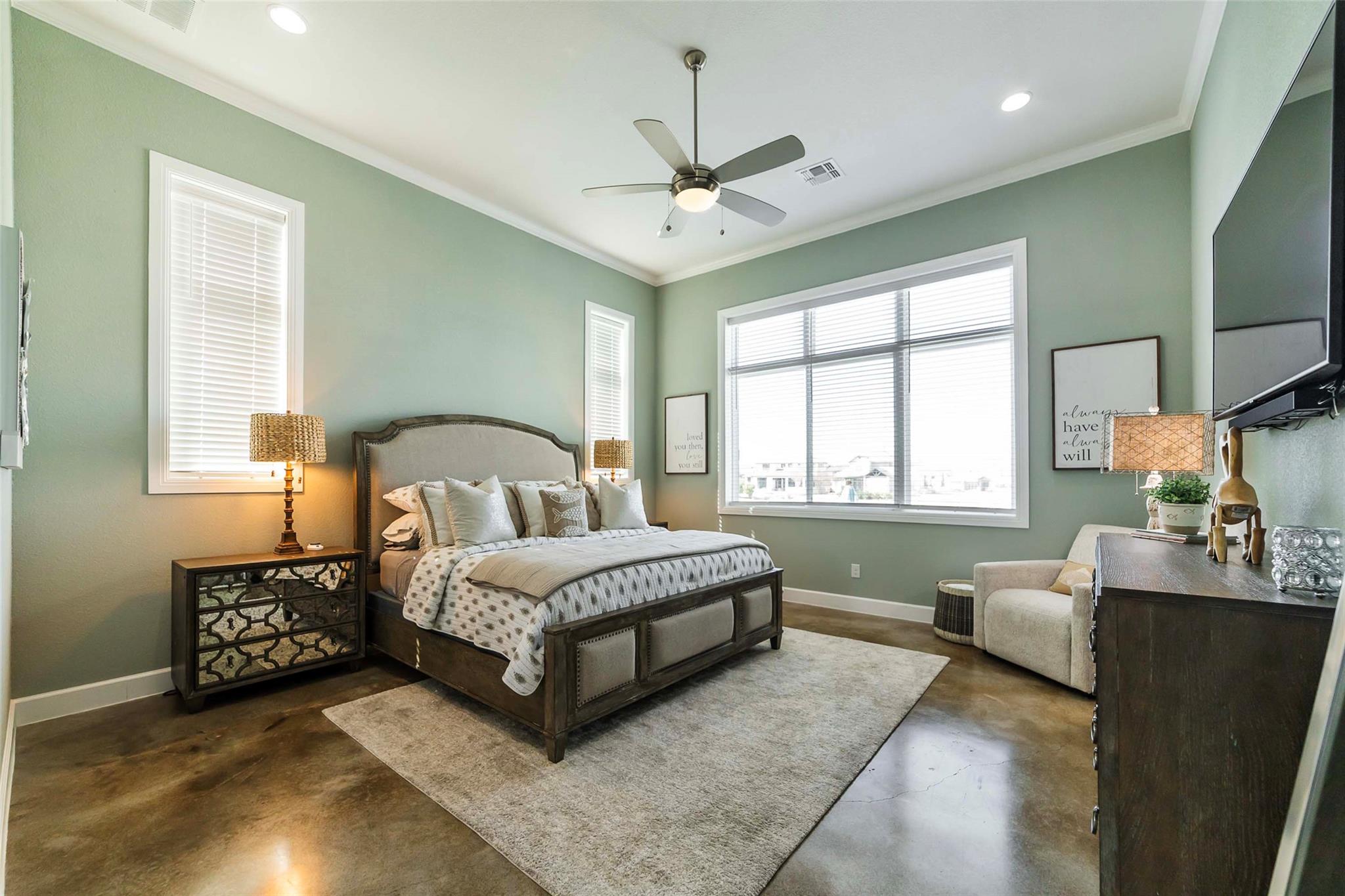 106 Blue Heron DR