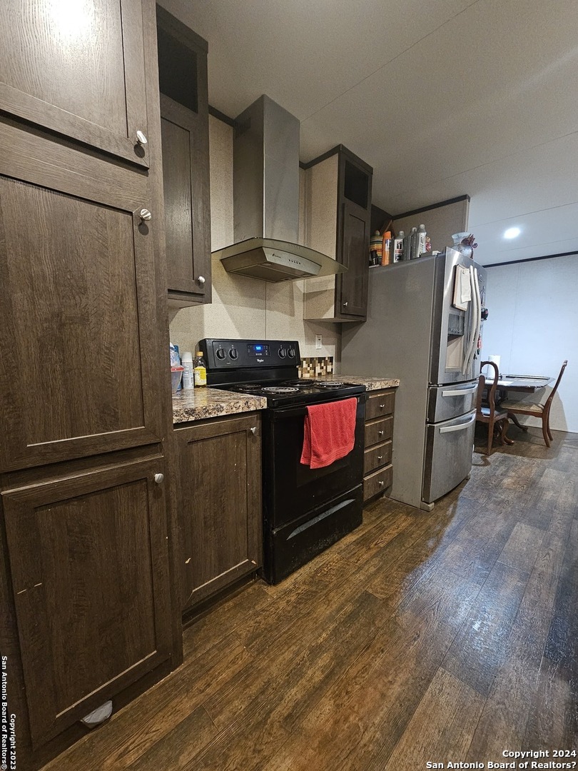 243 COUNTY ROAD 2585