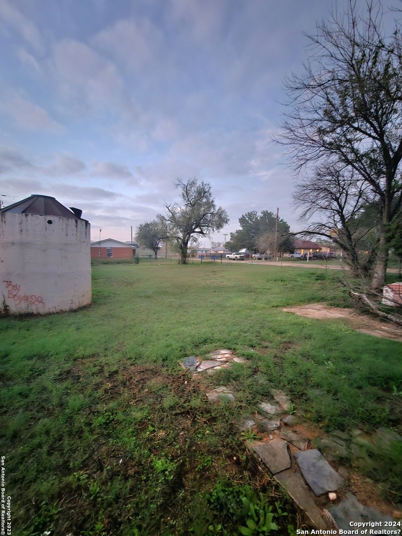 243 COUNTY ROAD 2585