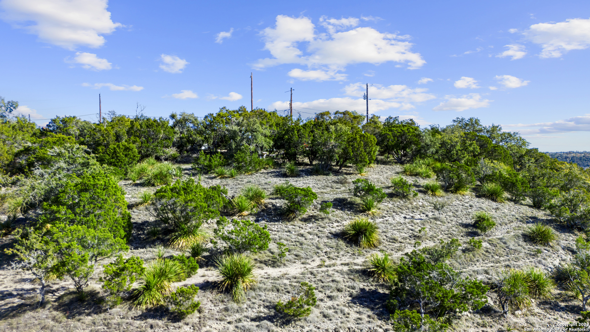 811 & 817 LEXINGTON PASS