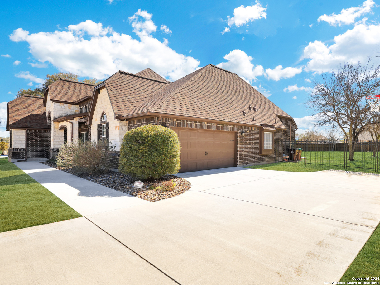 131 Sunrise Hill