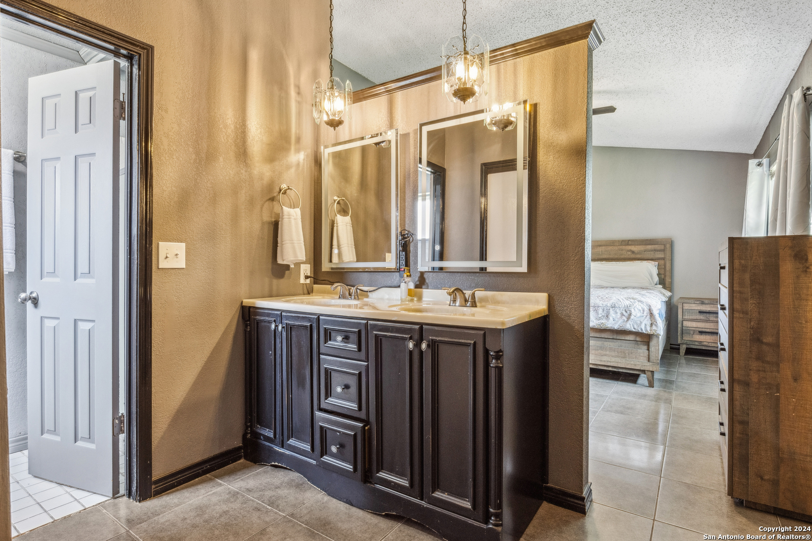 4306 TIMBERHILL