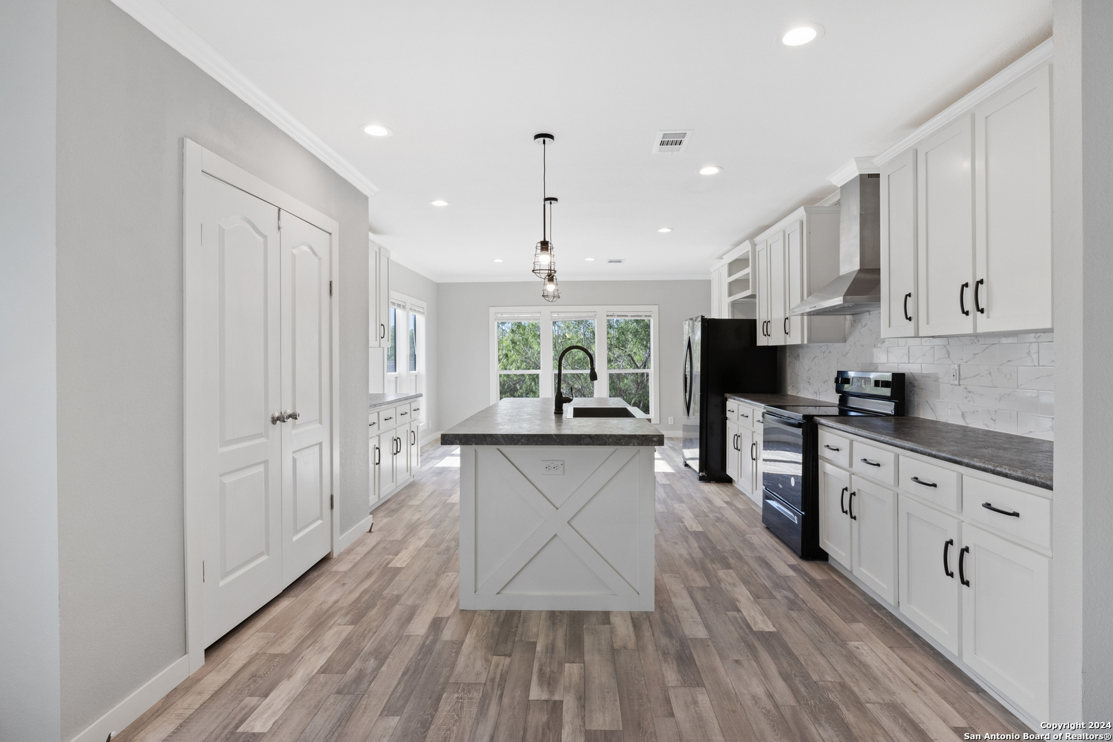 415 S County Road 321