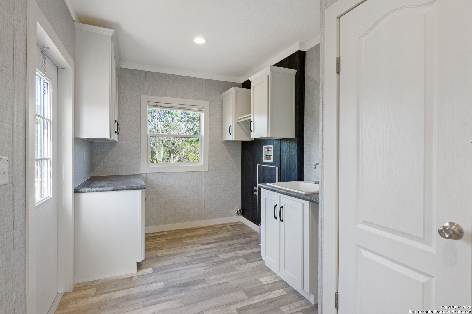 415 S County Road 321