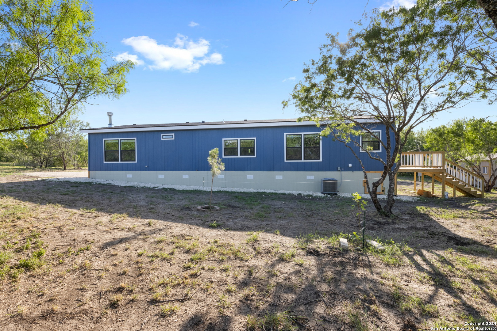 415 S County Road 321