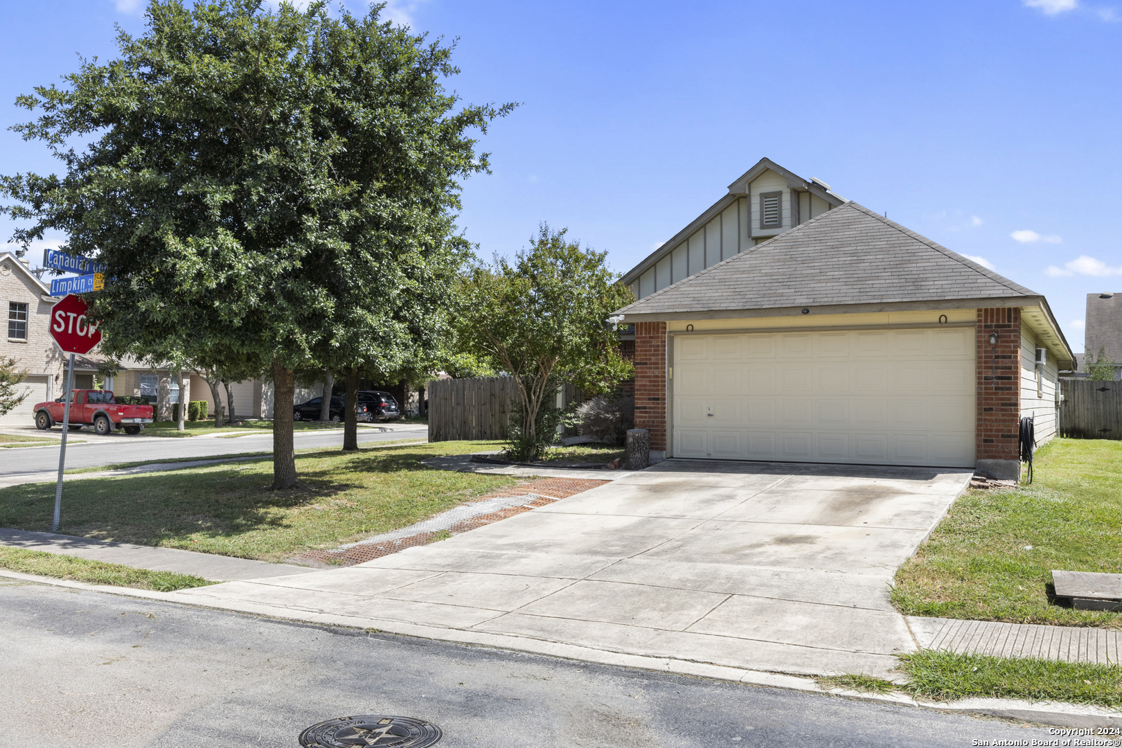 8602 LIMPKIN COURT