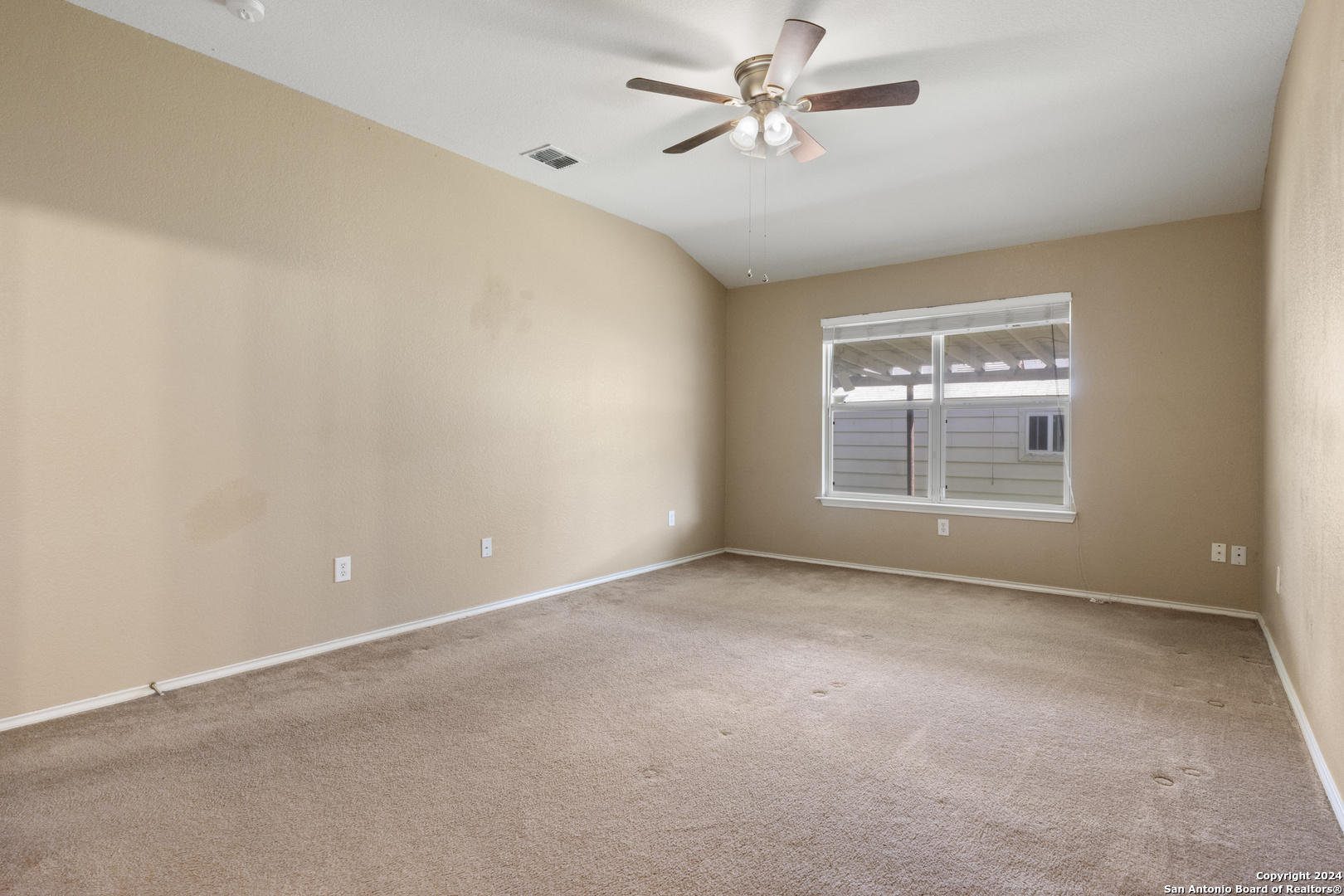 8602 LIMPKIN COURT