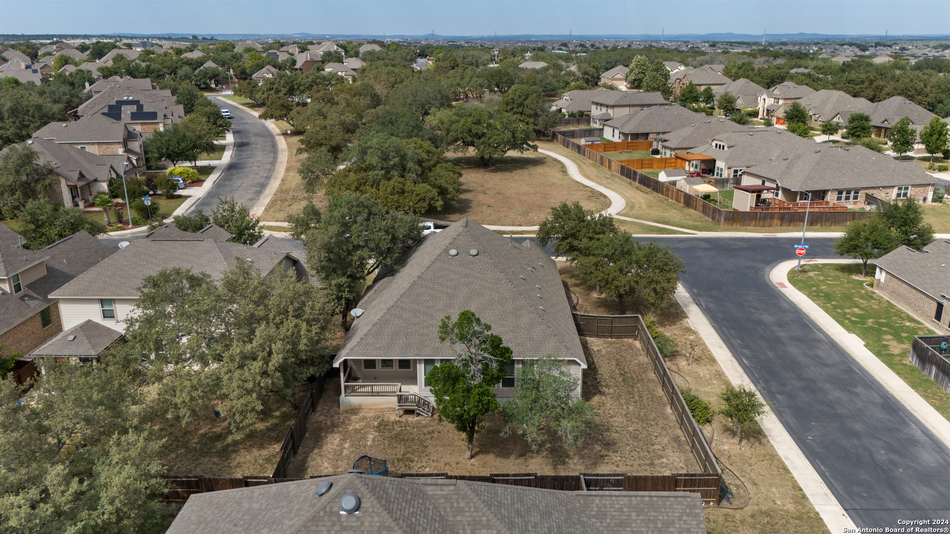 841 RACELAND RD