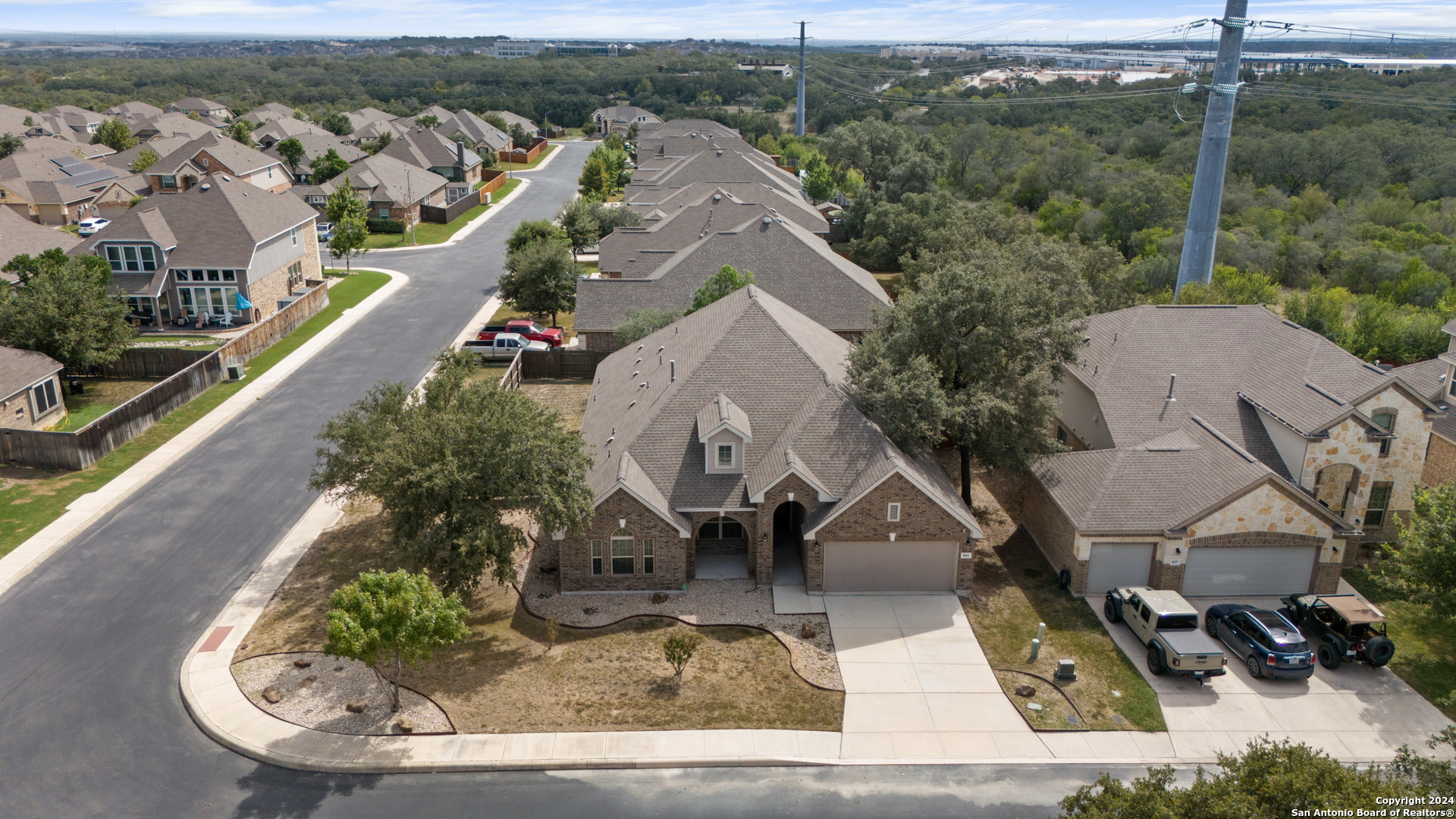 841 RACELAND RD