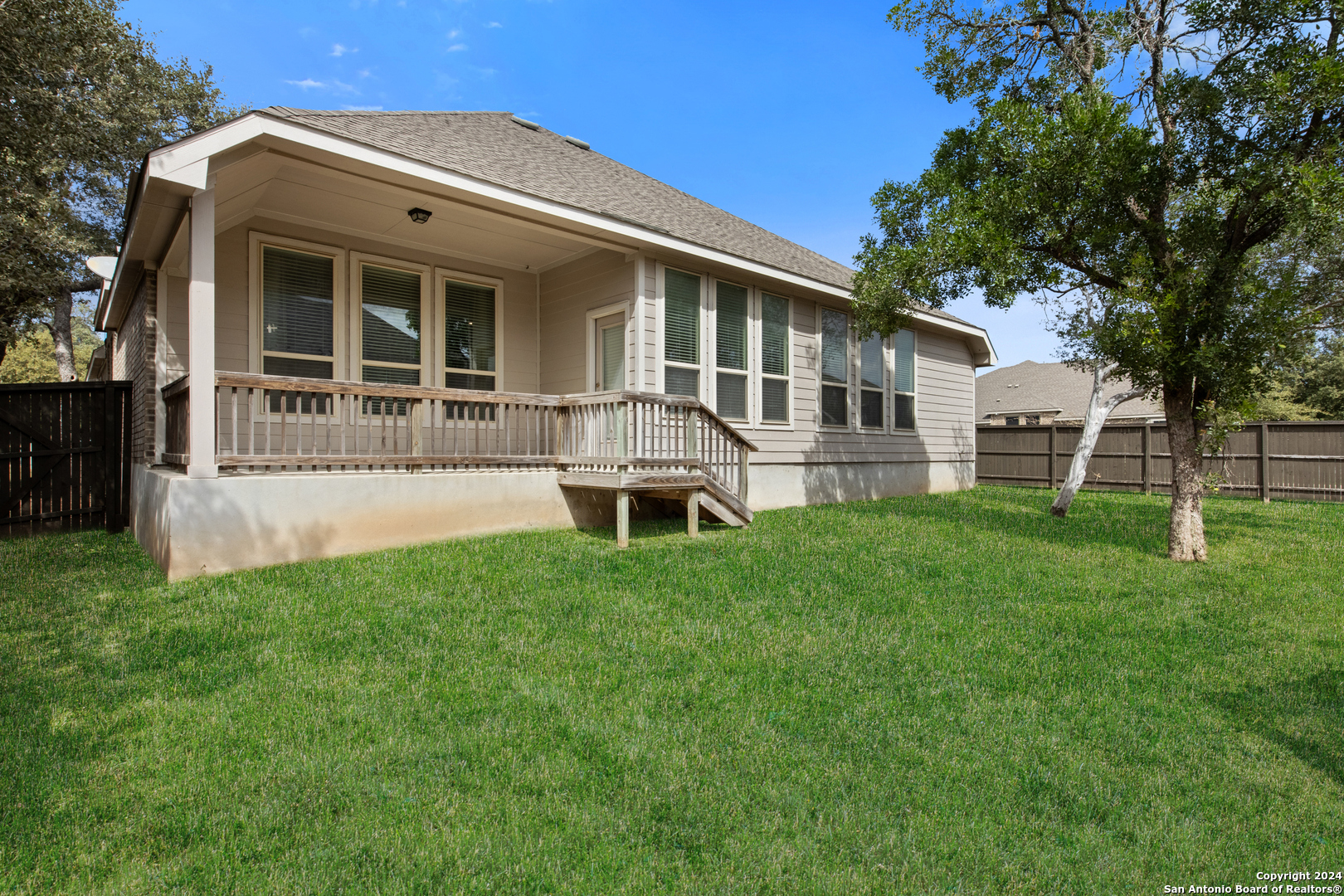 841 RACELAND RD
