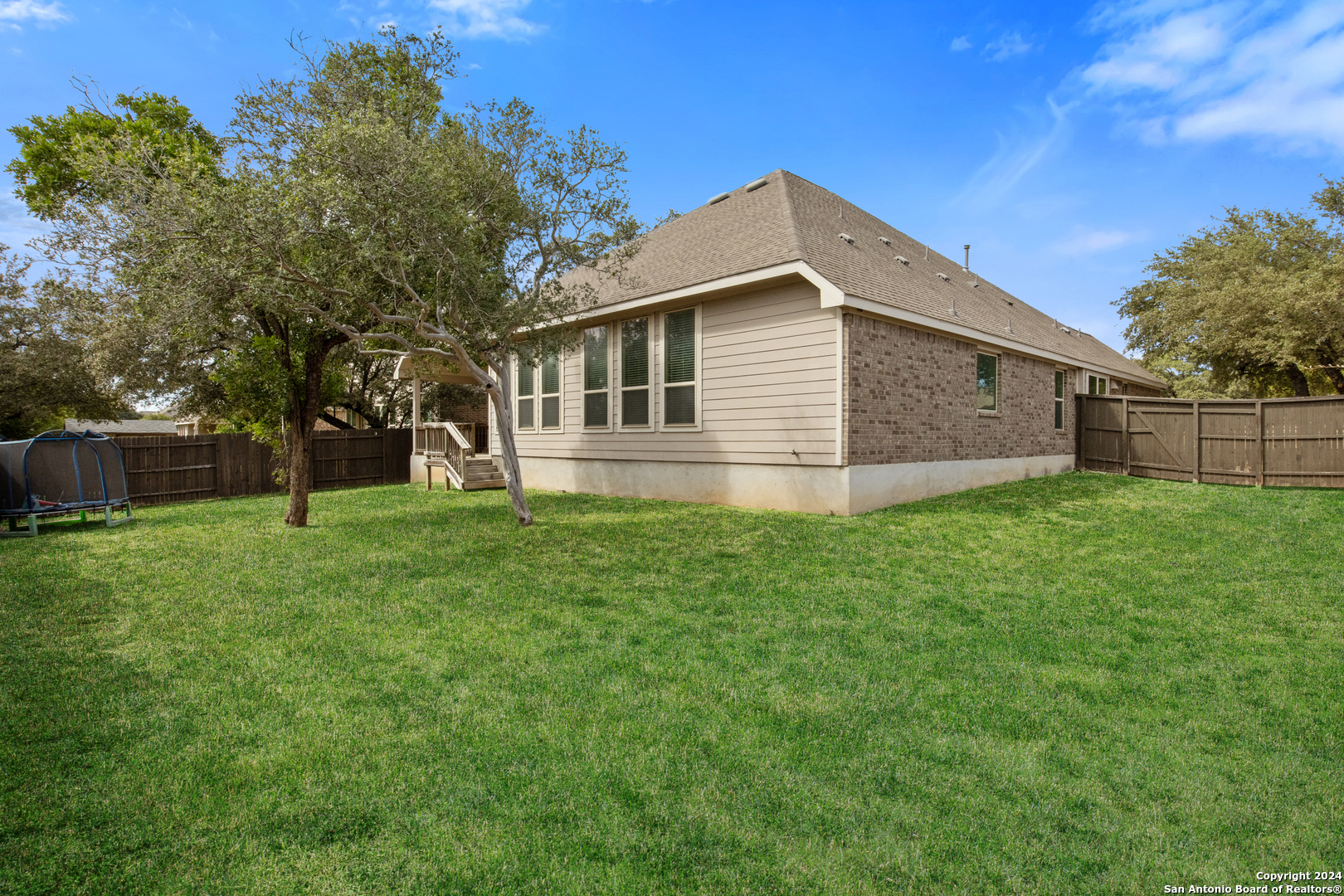841 RACELAND RD