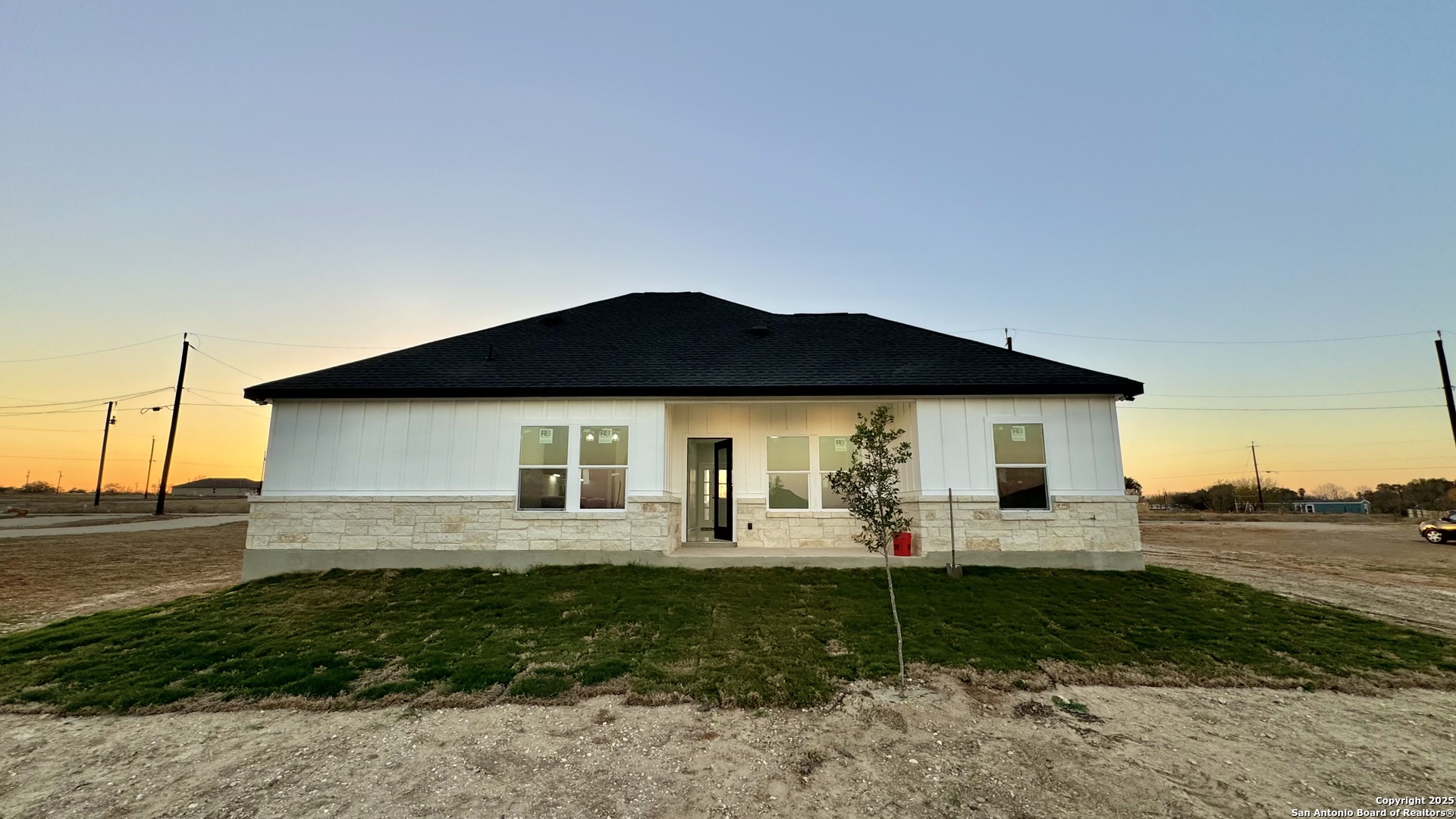 16931 Rancho Escondido