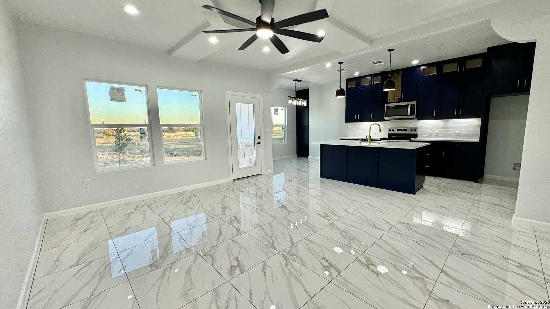 16931 Rancho Escondido