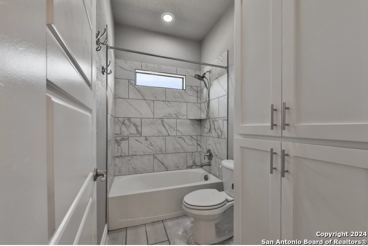 732 Salt Grass Trail