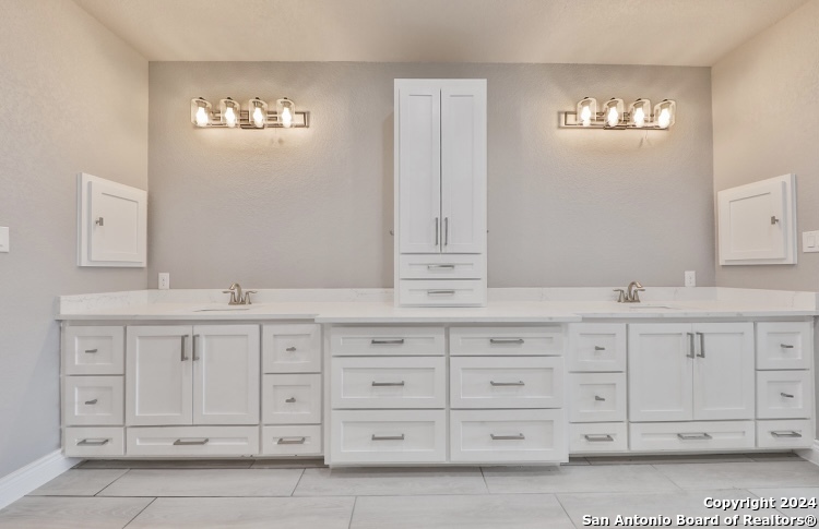 732 Salt Grass Trail