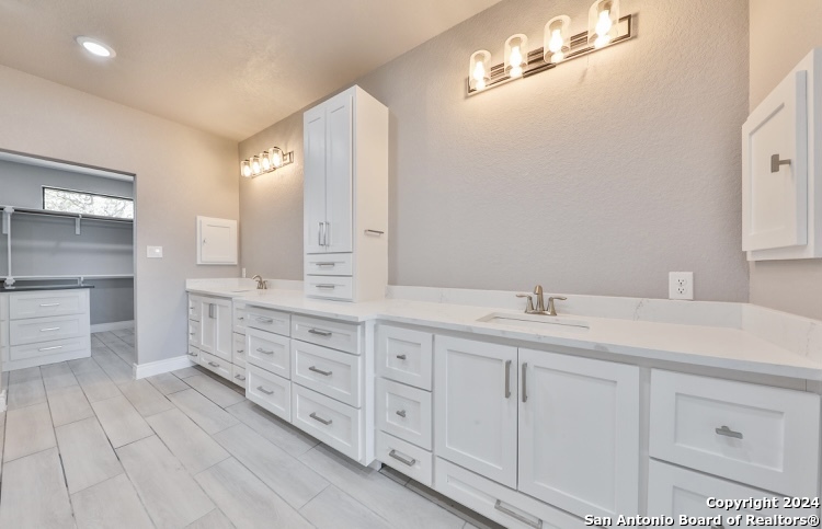 732 Salt Grass Trail