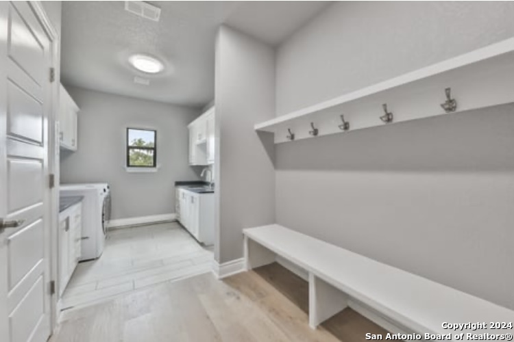 732 Salt Grass Trail