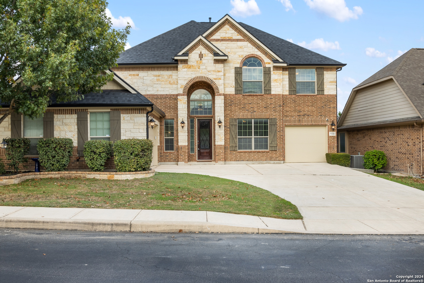 5326 Tulip Bend