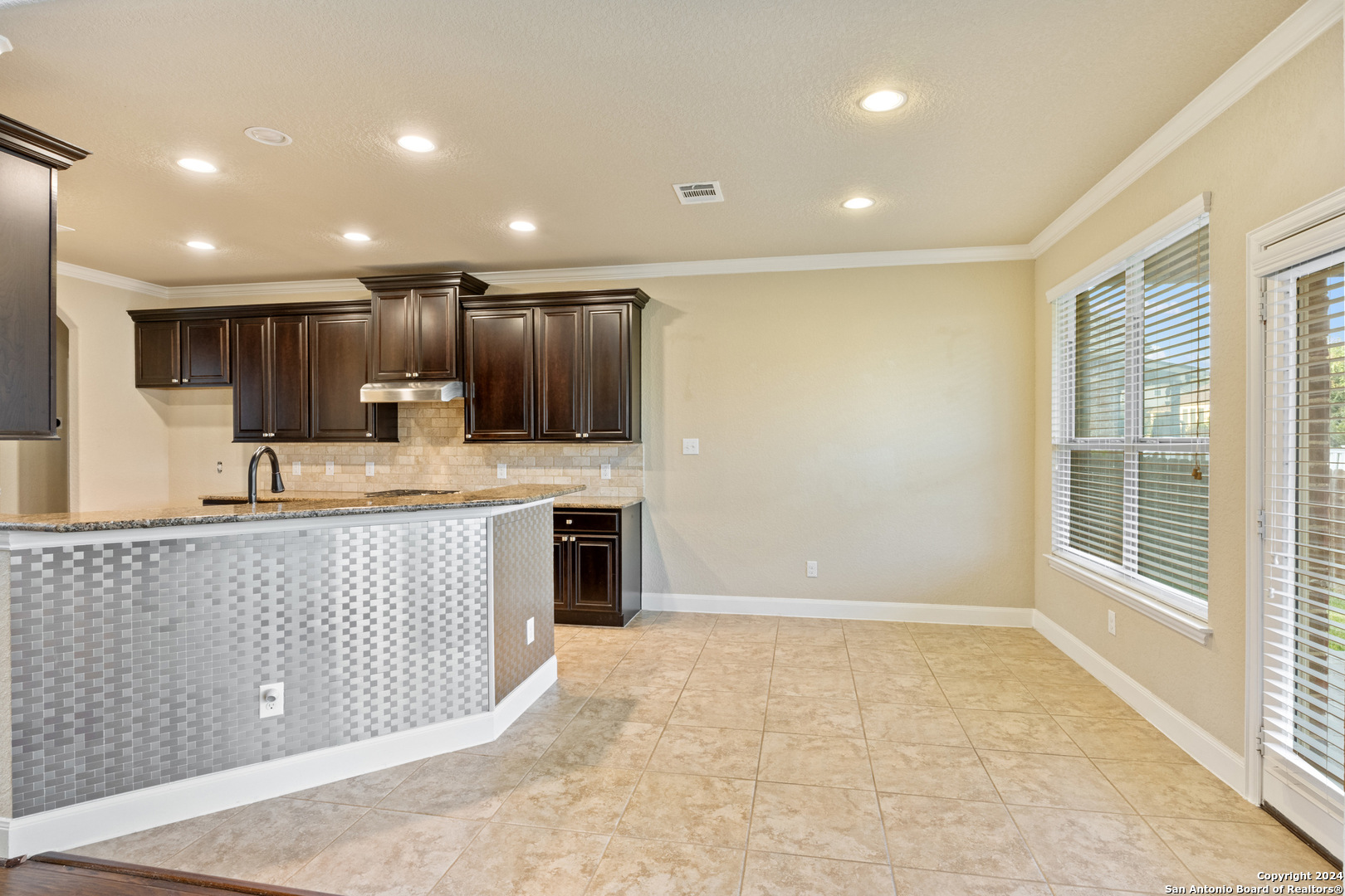 5326 Tulip Bend