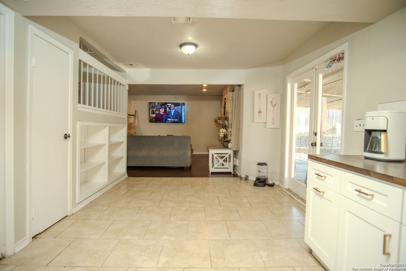 6723 VINELAND