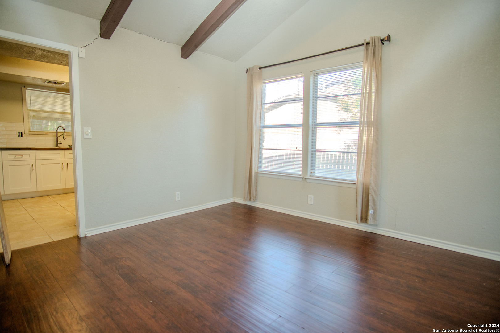 6723 VINELAND