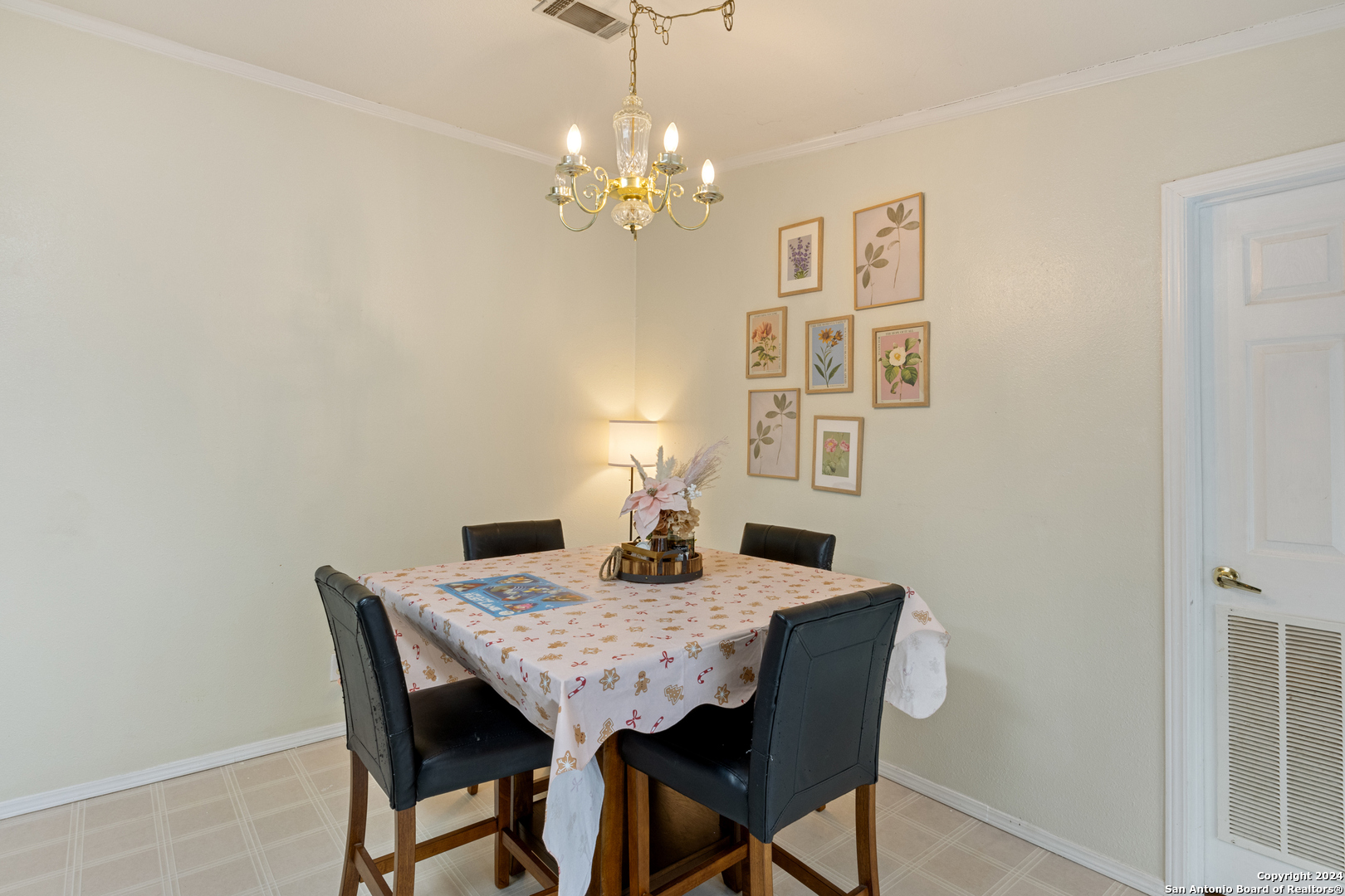 231 COUNTY ROAD 5635