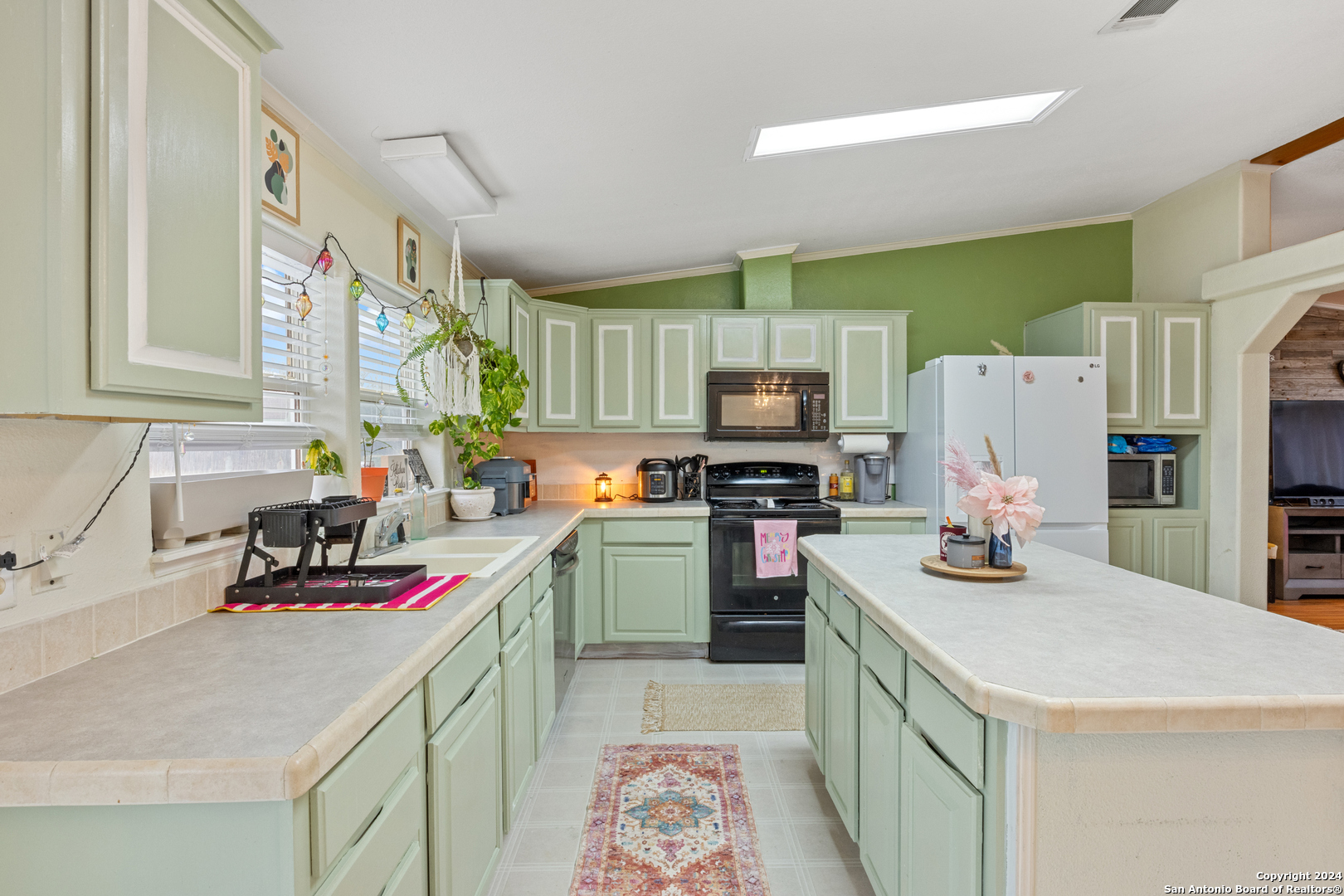 231 COUNTY ROAD 5635