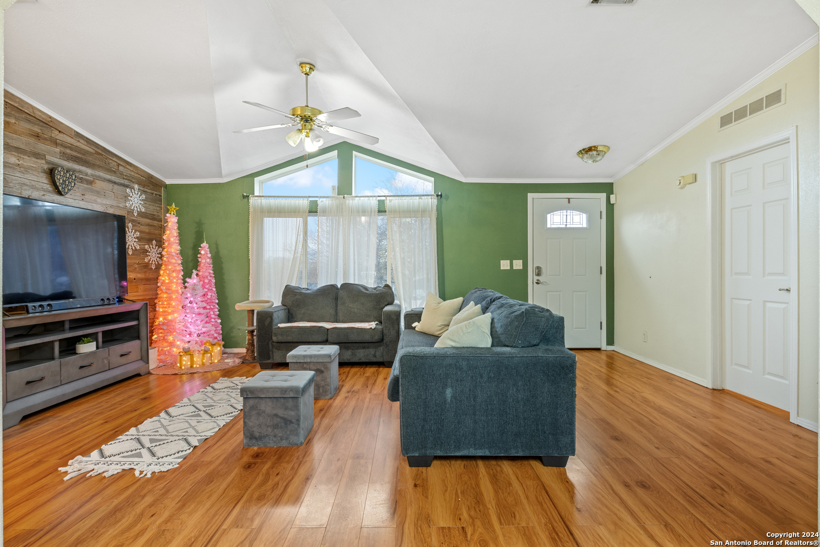 231 COUNTY ROAD 5635